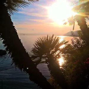 Apartment Golfo Paradiso La Casa Del Comandante, Camogli